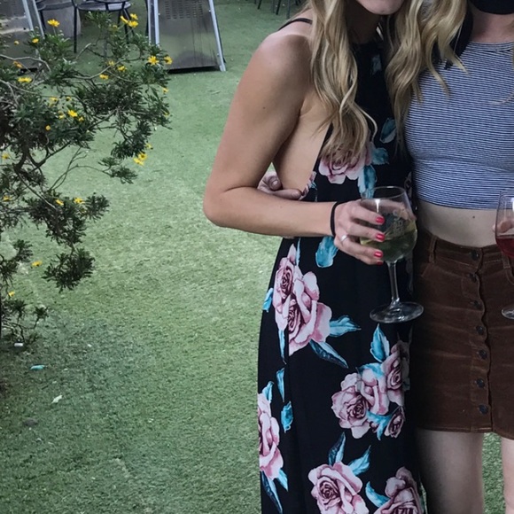 Show me your mumu maxi dress - Picture 3 of 4